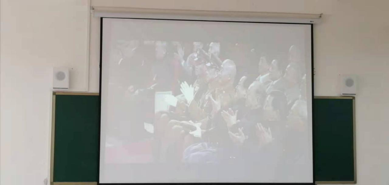 觀建國歷史，憶紅色初心