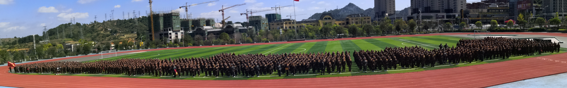 電氣工程系2021級(jí)高職新生圓滿完成軍訓(xùn)任務(wù)