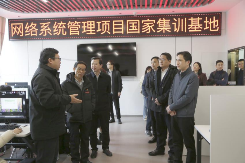 湖州市、黔南州技能人才培養(yǎng)暨校校合作交流活動(dòng)在我院順利舉行